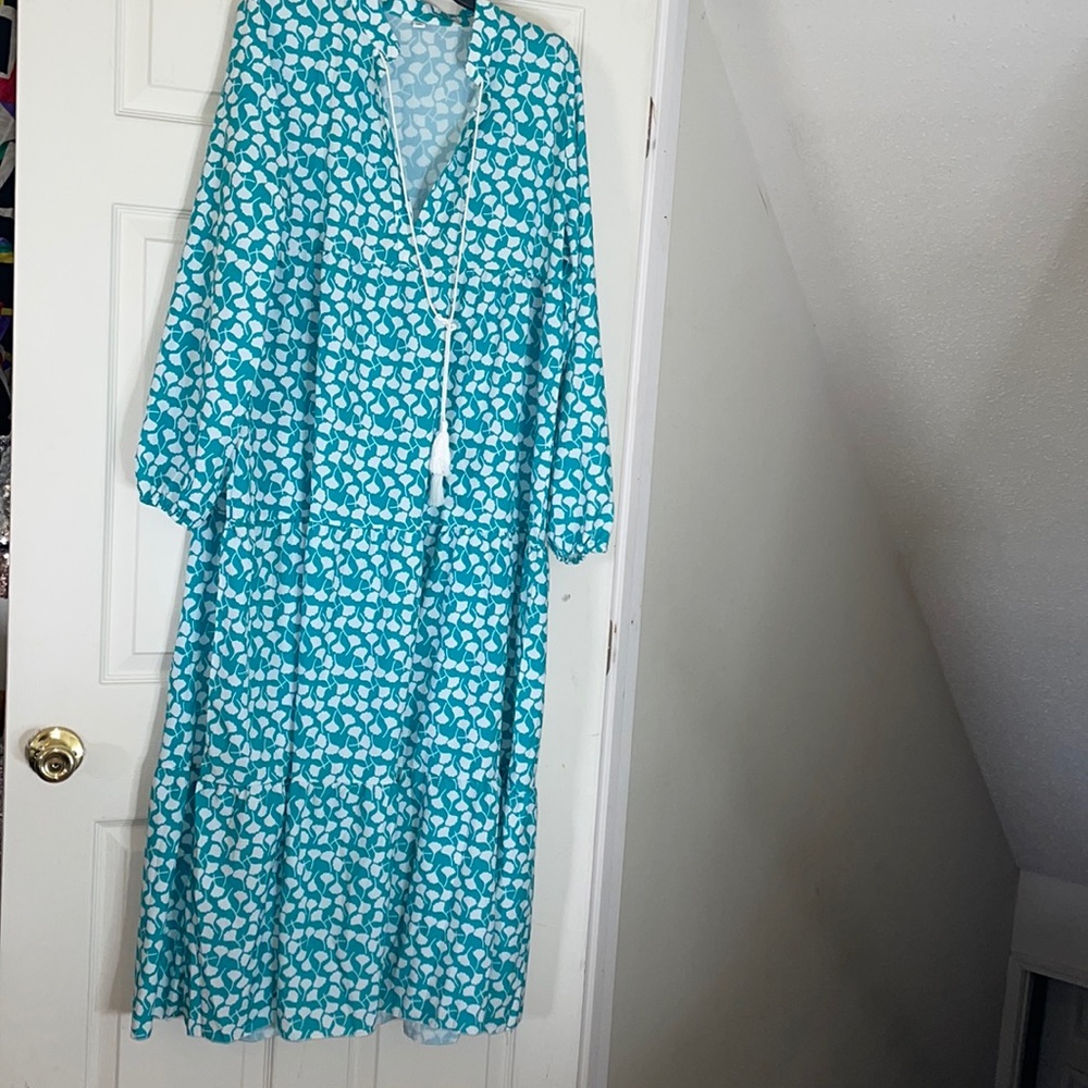 Long trendy dress